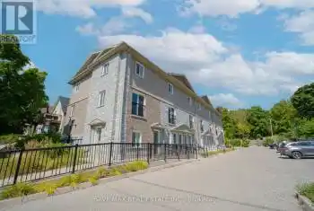 122 Courtland Ave Unit# 3, Kitchener, Ontario N2G 0B8, 1 Bedroom Bedrooms, 2 Rooms Rooms,1 BathroomBathrooms,All Houses,Sold,Courtland,27762110