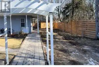 4945 Baldwin St Unit# D, Whitby, Ontario L1R 2W5, 1 Bedroom Bedrooms, 3 Rooms Rooms,1 BathroomBathrooms,All Houses,Rented,Baldwin,E11906545