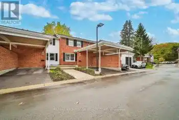 403 Keats Way Unit# 4, Waterloo, Ontario N2L 5S7, 3 Bedrooms Bedrooms, 8 Rooms Rooms,3 BathroomsBathrooms,All Houses,Sold,Keats,X9508220