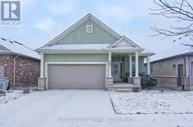 32 Abbott Street Strathroy-Caradoc (SE) Ontario N7G0B6