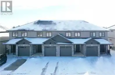 135 WIMPOLE Street Unit# B Mitchell Ontario N0K1N0