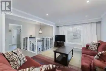 430 Paddington Cres, Oshawa, Ontario L1G 7P4, 2 Bedrooms Bedrooms, 5 Rooms Rooms,2 BathroomsBathrooms,All Houses,Sold,Paddington,E11909396