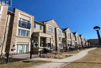 3135 Boxford Cres Unit# 16, Mississauga, Ontario L5M 0X1, 2 Bedrooms Bedrooms, 5 Rooms Rooms,2 BathroomsBathrooms,All Houses,Rented,Boxford,W11910324