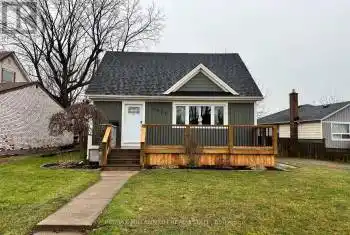 6077 Collins Dr, Niagara Falls, Ontario L2G 2S3, 2 Bedrooms Bedrooms, 4 Rooms Rooms,2 BathroomsBathrooms,All Houses,Rented,Collins,X11910640