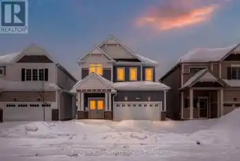 220 Beechwood Forest Lane, Gravenhurst, Ontario P1P 0H8, 4 Bedrooms Bedrooms, 6 Rooms Rooms,3 BathroomsBathrooms,All Houses,Rented,Beechwood Forest,X11911017