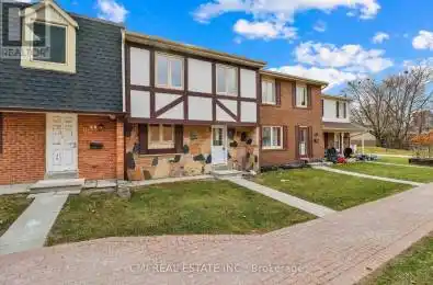 270 TIMBERBANK Boulevard Unit# 6 Toronto (L'Amoreaux) Ontario M1W2M1