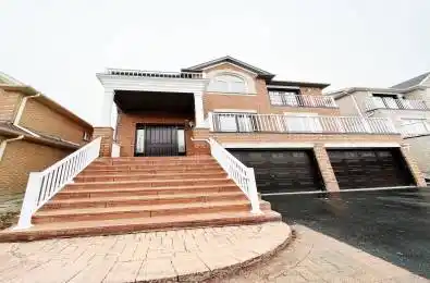30 Manda Drive Vaughan (Vellore Village) Ontario L6A3K6