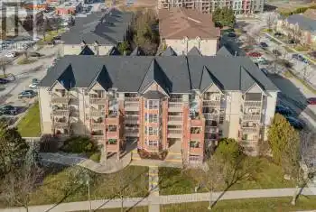 4015 Kilmer Dr Unit# 404, Burlington, Ontario L7M 4M4, 1 Bedroom Bedrooms, 3 Rooms Rooms,1 BathroomBathrooms,Condo,Sold,Kilmer,27780000