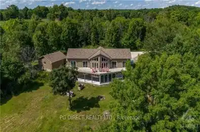 38 OAK BLUFFS Rd South Frontenac Ontario K0H 2B0