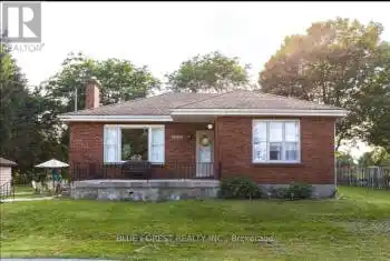 1111 Crumlin Sdrd, London, Ontario N5V 1R6, 2 Bedrooms Bedrooms, 6 Rooms Rooms,1 BathroomBathrooms,All Houses,Rented,Crumlin,X11918964