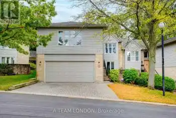 1500 Richmond St Unit# 28, London, Ontario N6G 4T7, 1 Bedroom Bedrooms, 11 Rooms Rooms,4 BathroomsBathrooms,All Houses,Sold,Richmond,X11919216
