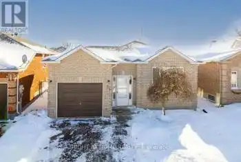 53 Nicole Marie Ave, Barrie, Ontario L4M 6Y6, 2 Bedrooms Bedrooms, 4 Rooms Rooms,1 BathroomBathrooms,All Houses,Rented,Nicole Marie,S11920778