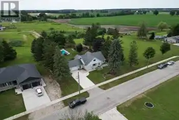 37 Allan St, Minto, Ontario N0G 1M0, 3 Bedrooms Bedrooms, 7 Rooms Rooms,3 BathroomsBathrooms,All Houses,Sold,Allan,X10431395