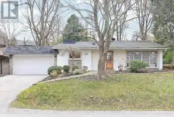 5 Harriman Rd, Aurora, Ontario L4G 2S7, 3 Bedrooms Bedrooms, 7 Rooms Rooms,2 BathroomsBathrooms,All Houses,Rented,Harriman,N11921500
