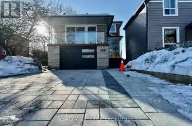 120 Queensbury Avenue Unit# Main Toronto (Birchcliffe-Cliffside) Ontar