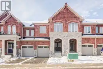 60 Dundonald Tr, Newmarket, Ontario L3Y 0E1, 3 Bedrooms Bedrooms, 8 Rooms Rooms,3 BathroomsBathrooms,All Houses,Sold,Dundonald,N11923800