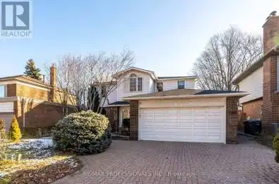 1801 Stonepath Crescent Mississauga (Applewood) Ontario L4X1Y1