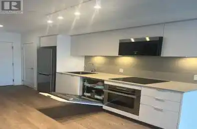8 Cedarland Drive Unit# 1106 Markham (Unionville) Ontario L6G0H4