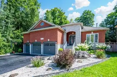 34 Camelot Sq Barrie Ontario L4M 0C3