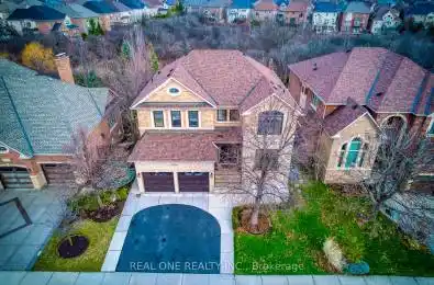 1564 Pinery Cres Oakville Ontario L6H 7J9