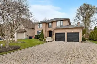 121 Perry Cres Toronto Ontario M9A 1K5