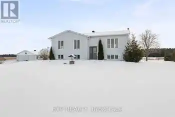 2337 Lochwinnoch Rd, Horton, Ontario K7V 3Z4, 4 Bedrooms Bedrooms, 12 Rooms Rooms,2 BathroomsBathrooms,All Houses,Sold,Lochwinnoch,X11929084