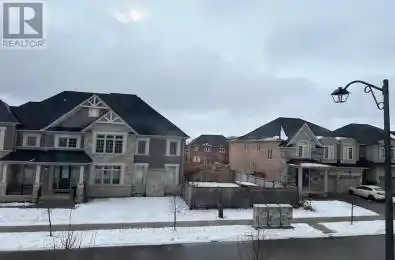 99 Beckett Avenue East Gwillimbury (Holland Landing) Ontario L9N0S6
