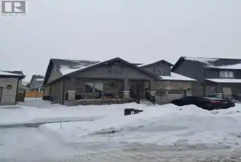 10 Mitchell Ave, Collingwood, Ontario L9Y 3Y9, 3 Bedrooms Bedrooms, 6 Rooms Rooms,3 BathroomsBathrooms,All Houses,Rented,Mitchell,S11931192