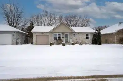 11 Pittao Place Strathroy-Caradoc (NE) Ontario N7G4E7