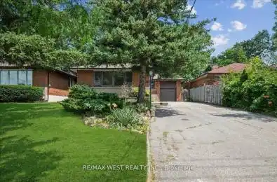 3027 Weston Road Toronto (Humberlea-Pelmo Park) Ontario M9M2T1