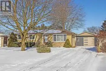 39 Stirling Cres, St. Thomas, Ontario N5P 3R4, 3 Bedrooms Bedrooms, 8 Rooms Rooms,2 BathroomsBathrooms,All Houses,Sold,Stirling,27828991