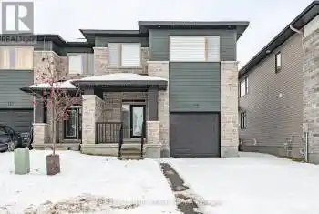 115 THOMAS St, Arnprior, Ontario K7S 0J4, 4 Bedrooms Bedrooms, 11 Rooms Rooms,3 BathroomsBathrooms,All Houses,Sold,THOMAS,X11935680