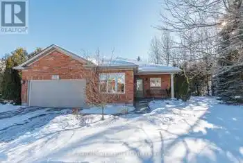 61 Connor Ave, Collingwood, Ontario L9Y 5K7, 4 Bedrooms Bedrooms, 12 Rooms Rooms,3 BathroomsBathrooms,All Houses,Sold,Connor,S11935887