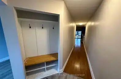 365 Tailfeather Crescent Unit# 28 Mississauga (Hurontario) Ontario L4Z