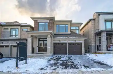 2112 Coppermine Street Oshawa (Kedron) Ontario L1L0V1