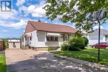 76 Albert St, Thorold, Ontario L2V 2G9, 3 Bedrooms Bedrooms, 5 Rooms Rooms,3 BathroomsBathrooms,All Houses,Sold,Albert,X11937530