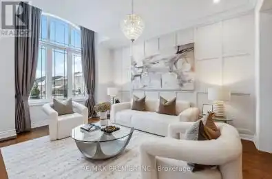 8 Heintzman Crescent Vaughan (Patterson) Ontario L6A4T8