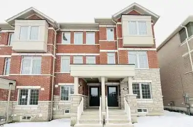 925 Crowsnest Hollow Pickering Ontario L1X0P4