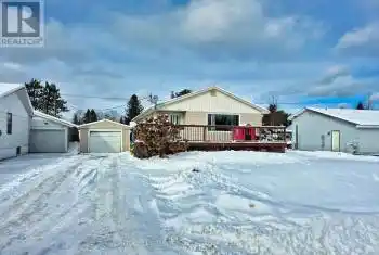 12 Hemlock St, Highlands East, Ontario K0L 1M0, 3 Bedrooms Bedrooms, 7 Rooms Rooms,2 BathroomsBathrooms,All Houses,Sold,Hemlock,X11939170