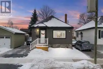 375 Edison Ave, Peterborough, Ontario K9J 4G4, 3 Bedrooms Bedrooms, 7 Rooms Rooms,2 BathroomsBathrooms,All Houses,Sold,Edison,X11942056