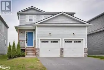 83 DOUGLAS Dr, Bracebridge, Ontario P1L 0L3, 4 Bedrooms Bedrooms, 11 Rooms Rooms,3 BathroomsBathrooms,All Houses,Sold,DOUGLAS,X10438700