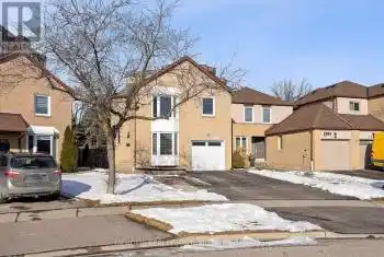 1295 Barberry Green, Oakville, Ontario L6M 2A8, 3 Bedrooms Bedrooms, 7 Rooms Rooms,4 BathroomsBathrooms,All Houses,Sold,Barberry Green,W11944132