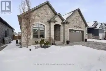 78 Ashby Cres, Strathroy-Caradoc, Ontario N7G 0A7, 3 Bedrooms Bedrooms, 10 Rooms Rooms,3 BathroomsBathrooms,All Houses,Sold,Ashby,X11944498