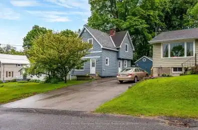 9 CORA St Huntsville Ontario P1H 1T5