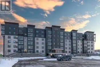 15 Kneeshaw Dr Unit# 305, Barrie, Ontario L9J 0X9, 1 Bedroom Bedrooms, 3 Rooms Rooms,1 BathroomBathrooms,Condo,Rented,Kneeshaw,27853491