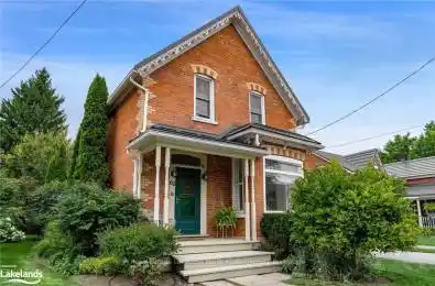 62 BRUCE St Blue Mountains Ontario N0H 2P0