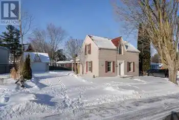 330 Cochrane St, Scugog, Ontario L9L 1N1, 2 Bedrooms Bedrooms, 5 Rooms Rooms,1 BathroomBathrooms,All Houses,Sold,Cochrane,E11947019
