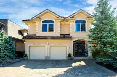 35 Kempenfelt Dr Barrie Ontario L4M 1B8