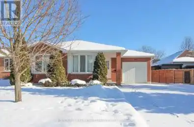 632 Pinewood Drive Peterborough (Otonabee) Ontario K9K1L2