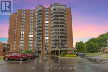 181 Collier St Unit# 304, Barrie, Ontario L4M 5L6, 2 Bedrooms Bedrooms, 5 Rooms Rooms,2 BathroomsBathrooms,Condo,Sold,Collier,S11950530